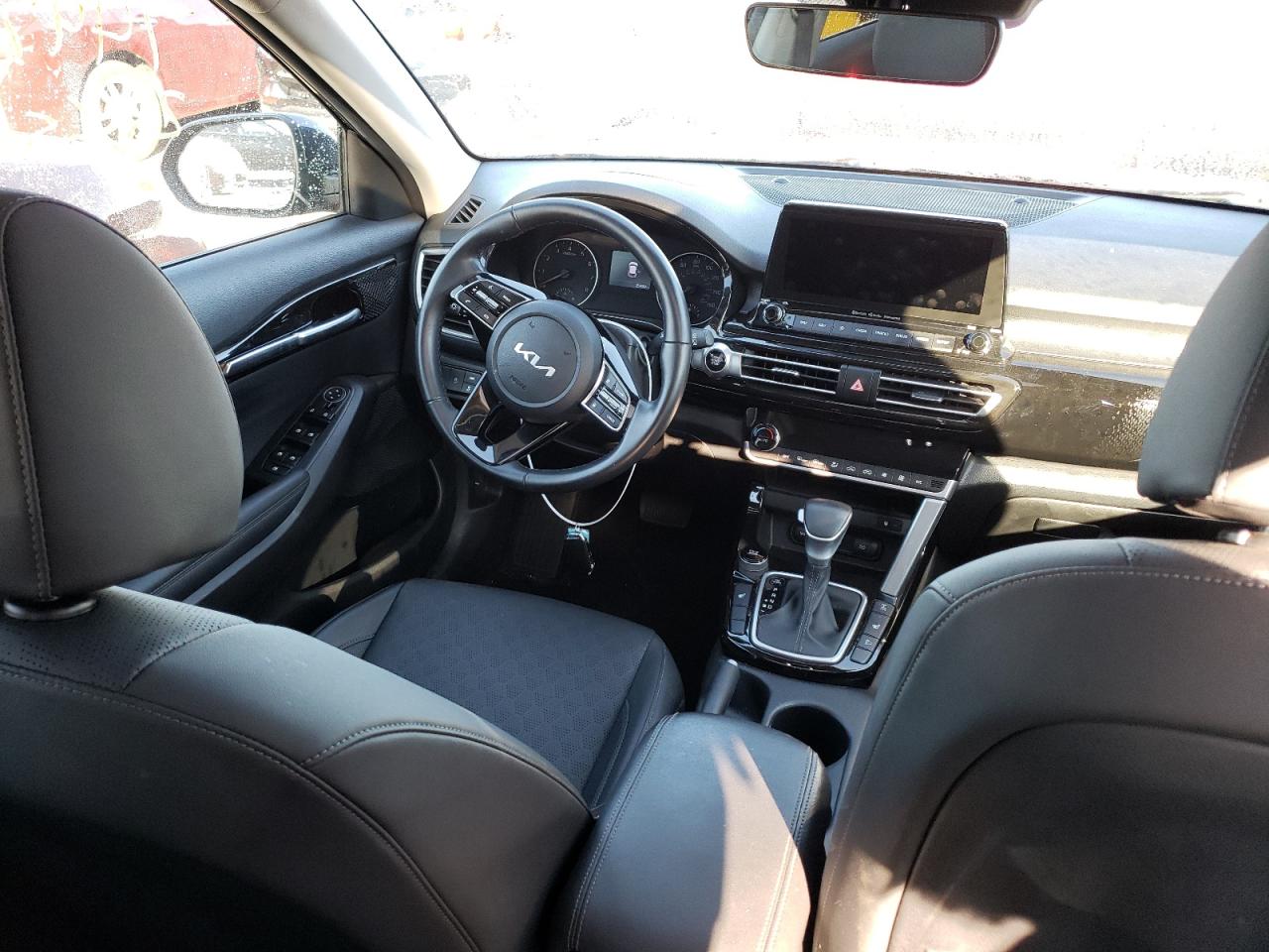 2023 KIA SELTOS EX VIN:KNDERCAA7P7440772