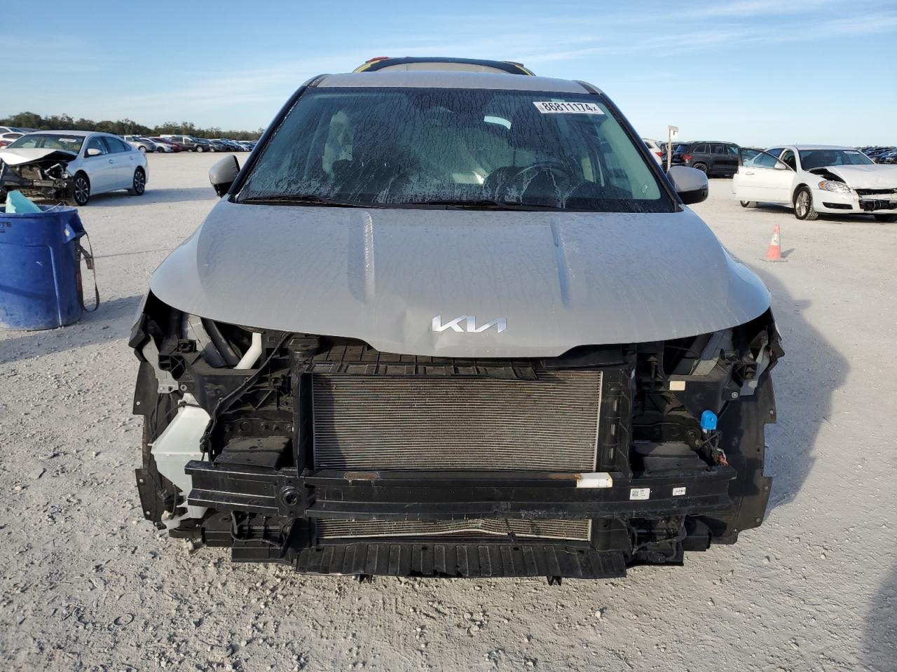 2022 KIA CARNIVAL EX VIN:KNDNC5H38N6147034