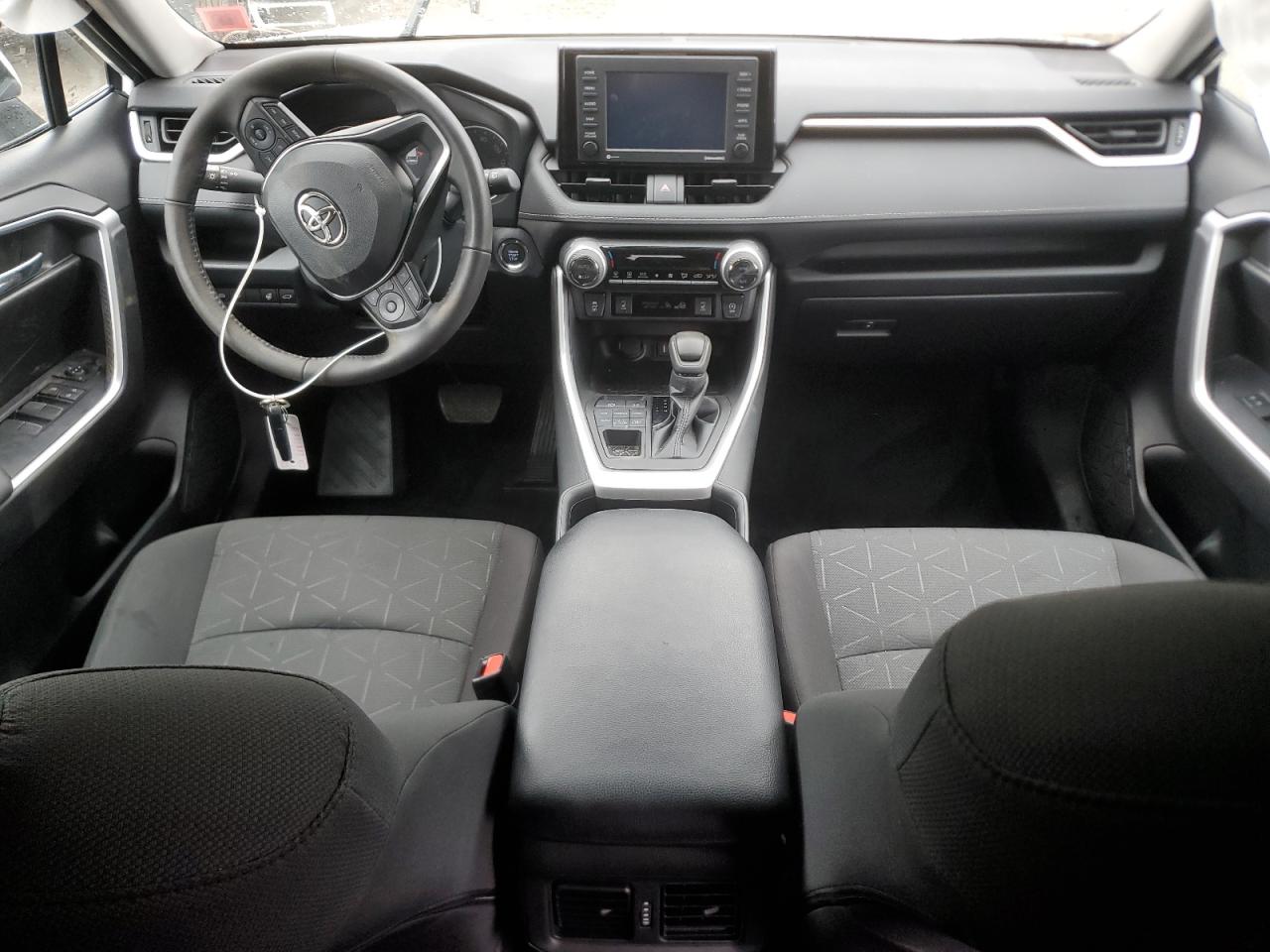 2022 TOYOTA RAV4 XLE VIN:2T3P1RFV3NW318295