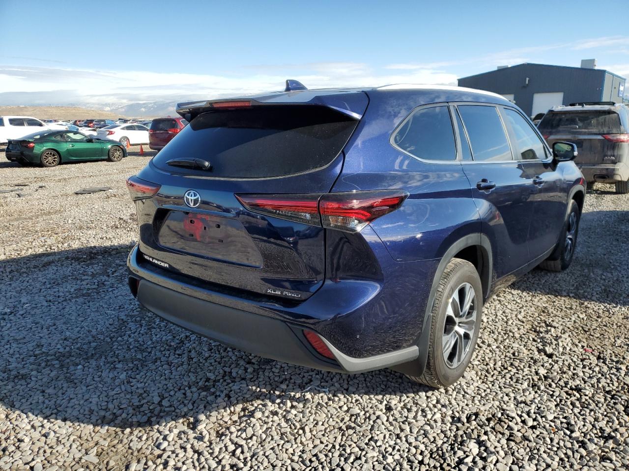 2024 TOYOTA HIGHLANDER LE VIN:5TDKDRBH7RS530691