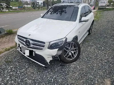 2018 Mercedes-Benz GLC 350 VIN: