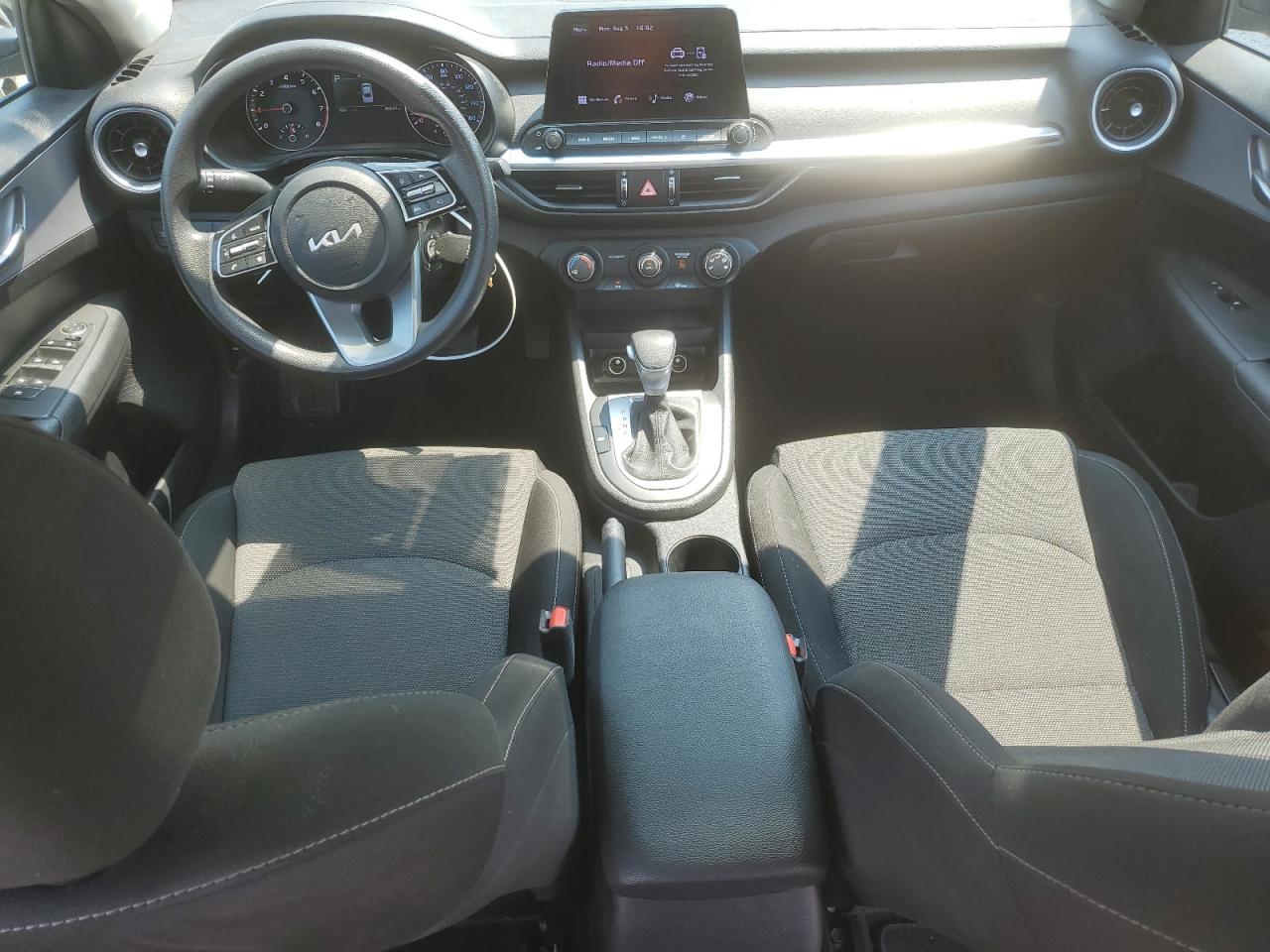 2022 KIA FORTE FE VIN:3KPF24AD7NE425677