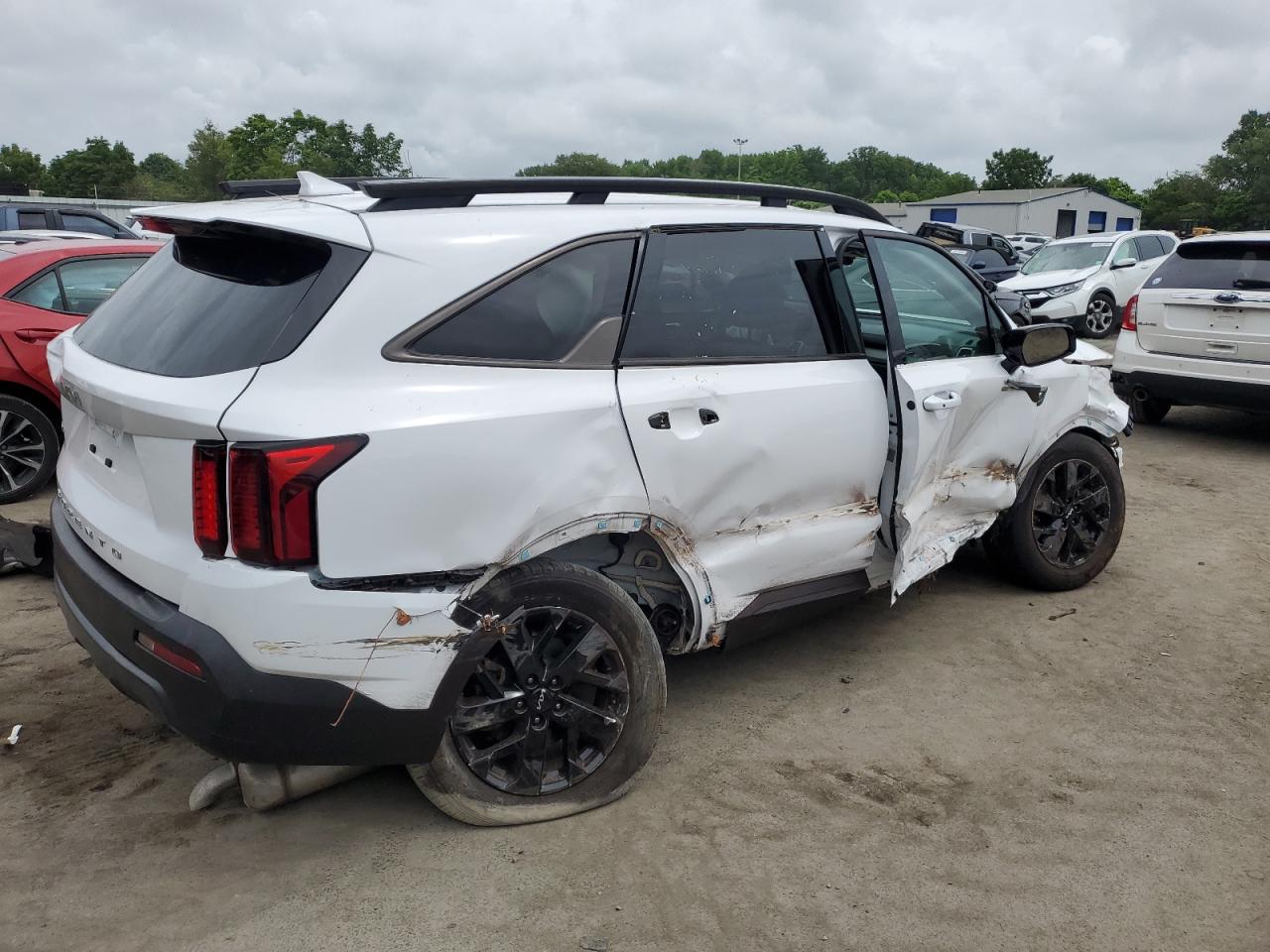 2022 KIA SORENTO S VIN:5XYRLDLC5NG087200