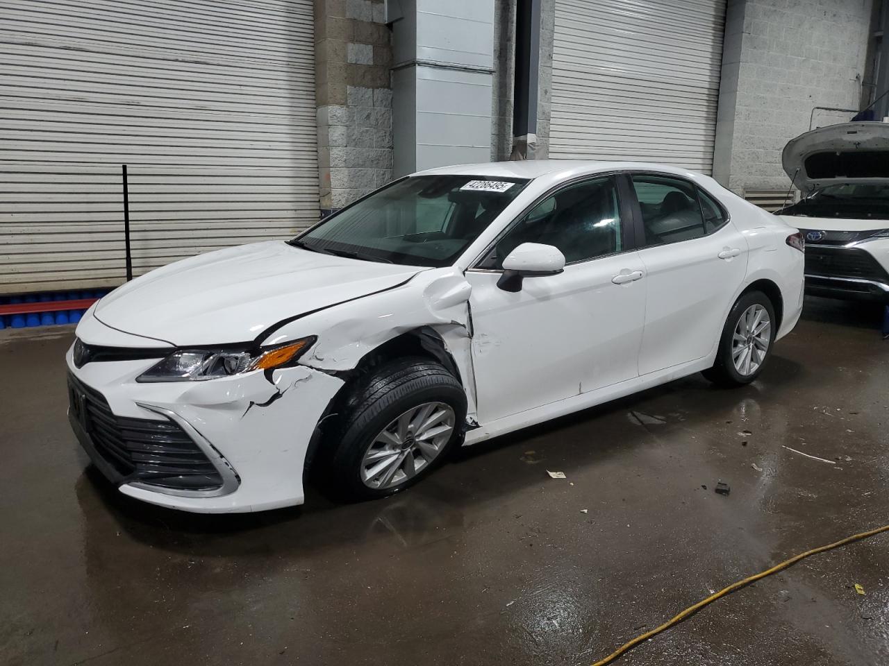 2022 TOYOTA CAMRY LE VIN:4T1C11AK4NU061184