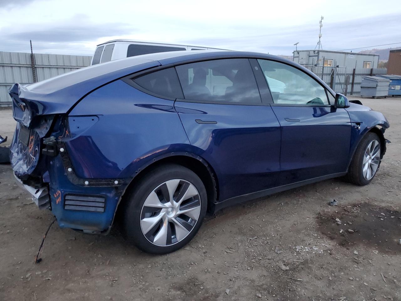 2022 TESLA MODEL Y  VIN:7SAYGDEE5NF518854