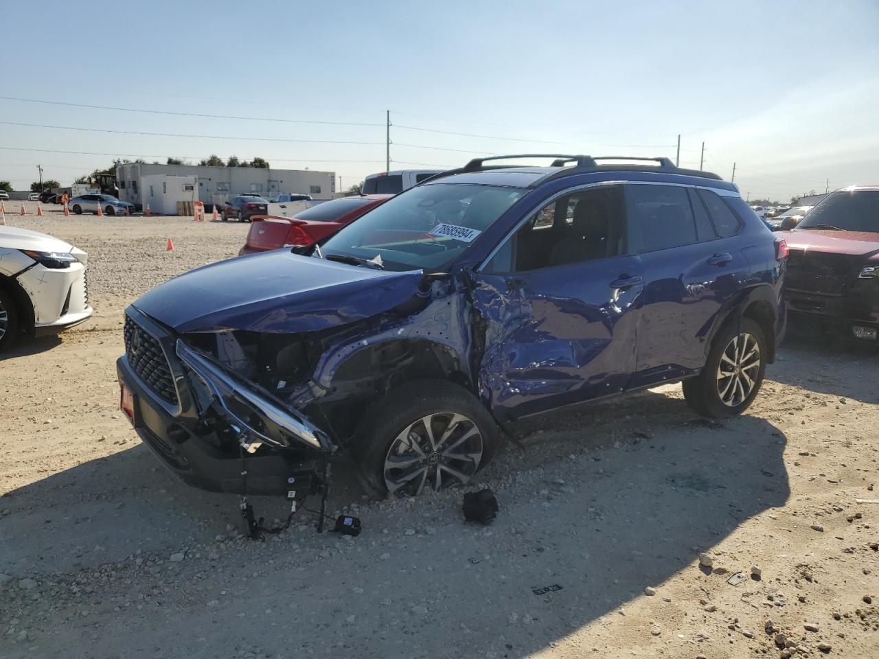 2024 TOYOTA COROLLA CROSS XLE VIN:7MUDAABG5RV102134