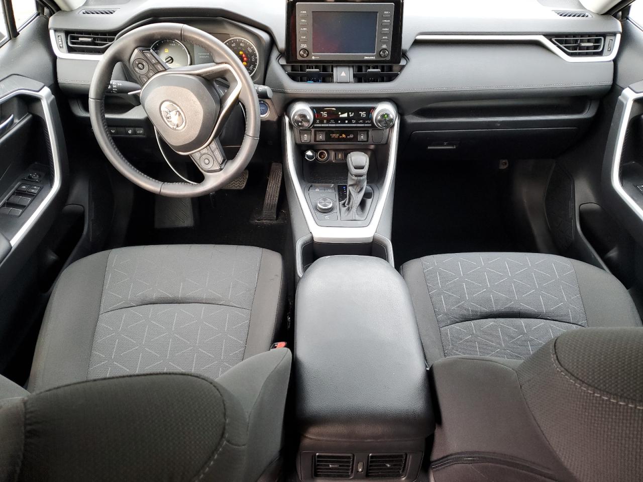 2022 TOYOTA RAV4 XLE VIN:4T3RWRFV0NU070453