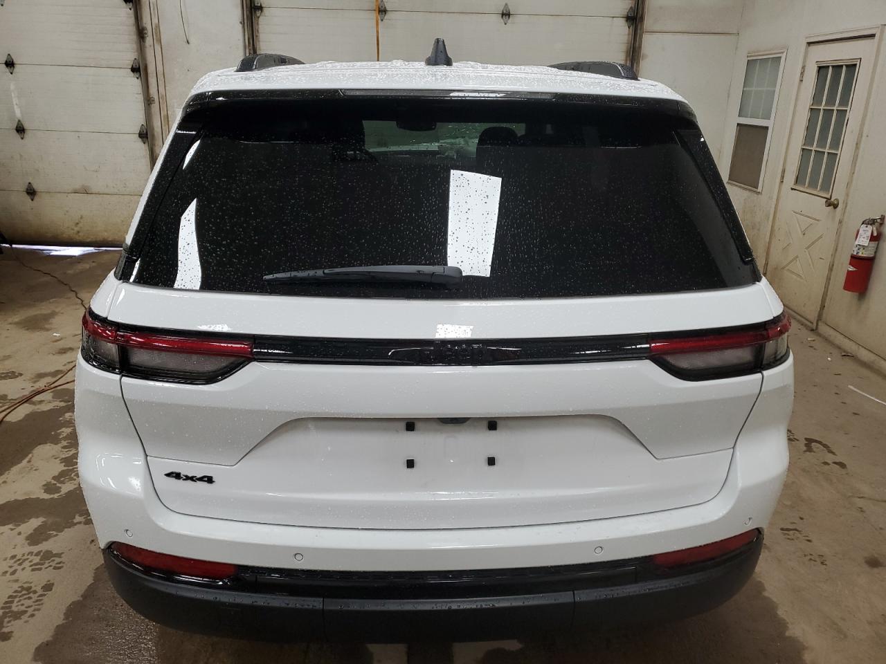 2023 JEEP GRAND CHEROKEE LAREDO VIN:1C4RJHAG4PC538840