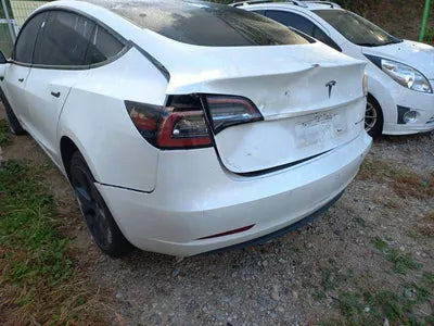 2022 Tesla Model 3 VIN: