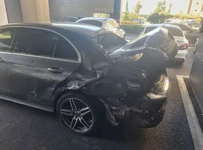 2018 Mercedes-Benz E 300 WDDZF4JB7JA352717 VIN:WDDZF4JB7JA352717