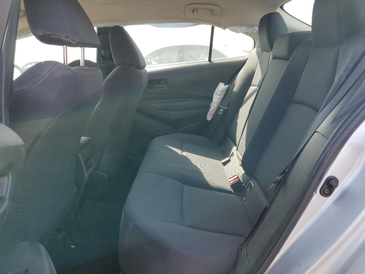 2022 TOYOTA COROLLA LE VIN:JTDEPMAE3N3013074