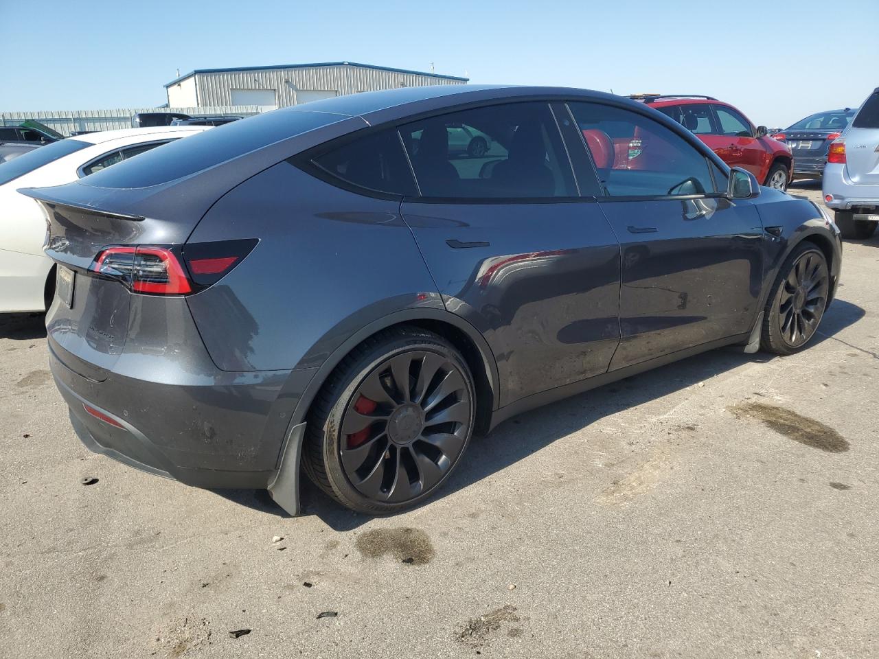 2022 TESLA MODEL Y  VIN:7SAYGDEF7NF373289