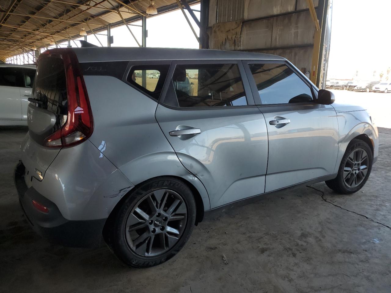 2022 KIA SOUL EX VIN:KNDJ33AU4N7823043