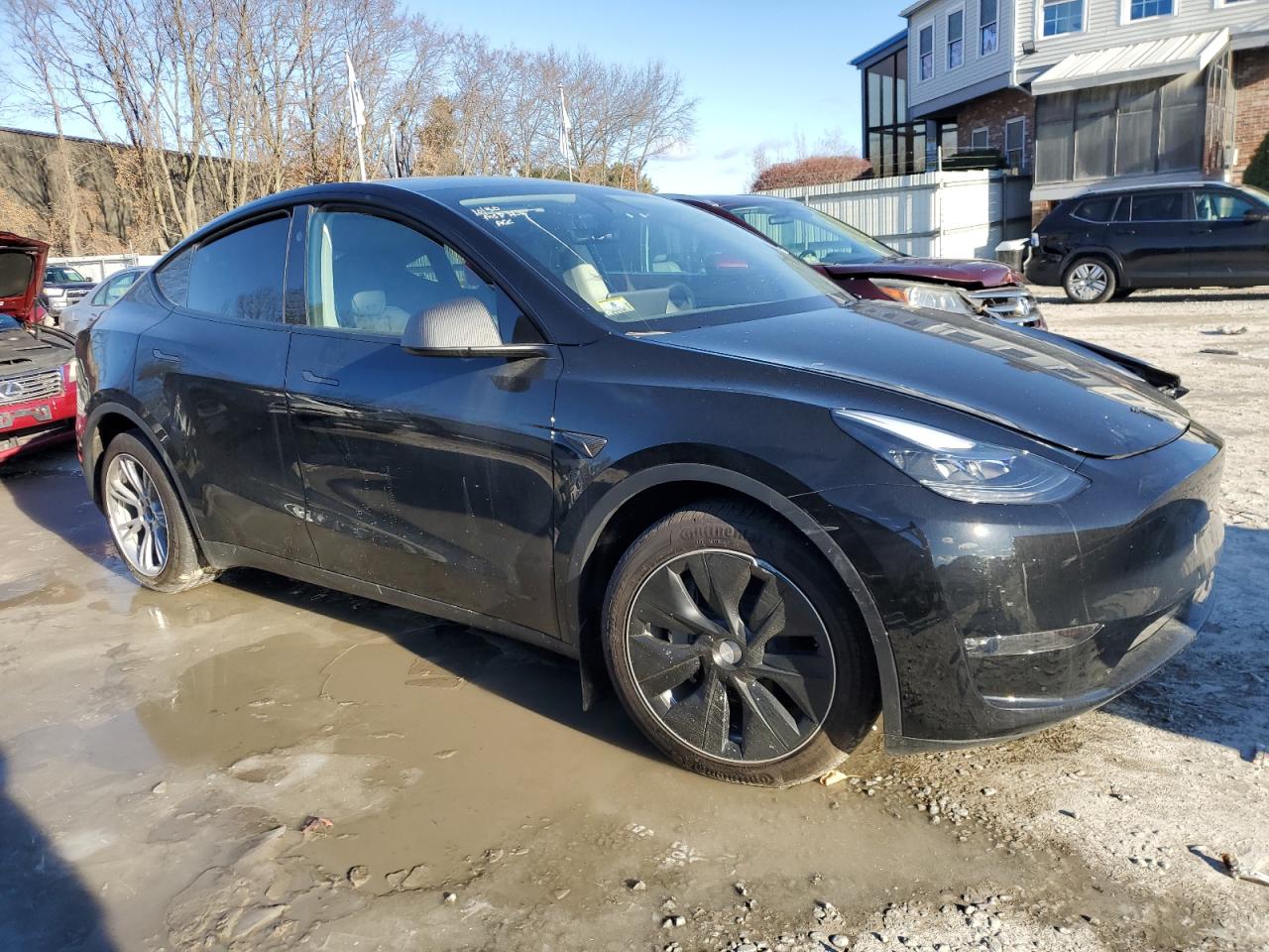 2024 TESLA MODEL Y  VIN:7SAYGAEE2RF981250