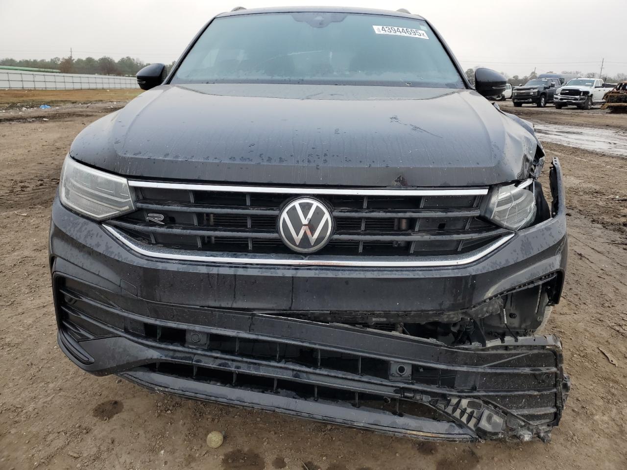 2023 VOLKSWAGEN TIGUAN SE R-LINE BLACK VIN:3VVCB7AX8PM016614