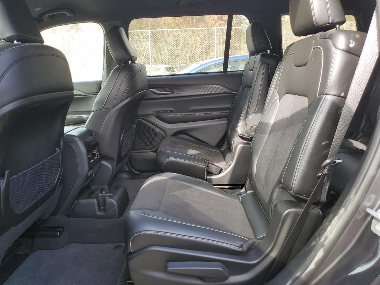 2024 JEEP GRAND CHEROKEE L LAREDO VIN:1C4RJKAG9R8565552