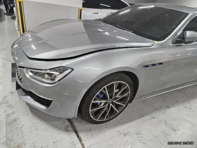 2022 maserati gibli gt VIN: