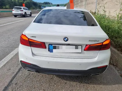 2017 BMW 520 VIN: