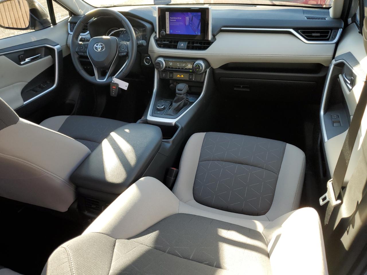 2023 TOYOTA RAV4 XLE VIN:JTMRWRFV4PD205630