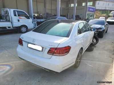 2016 Mercedes-Benz E 250 286KMWDDHF9HB4GB3 VIN:286KMWDDHF9HB4GB3