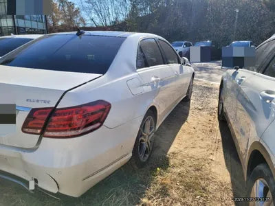 2015 Mercedes-Benz E 250 VIN: