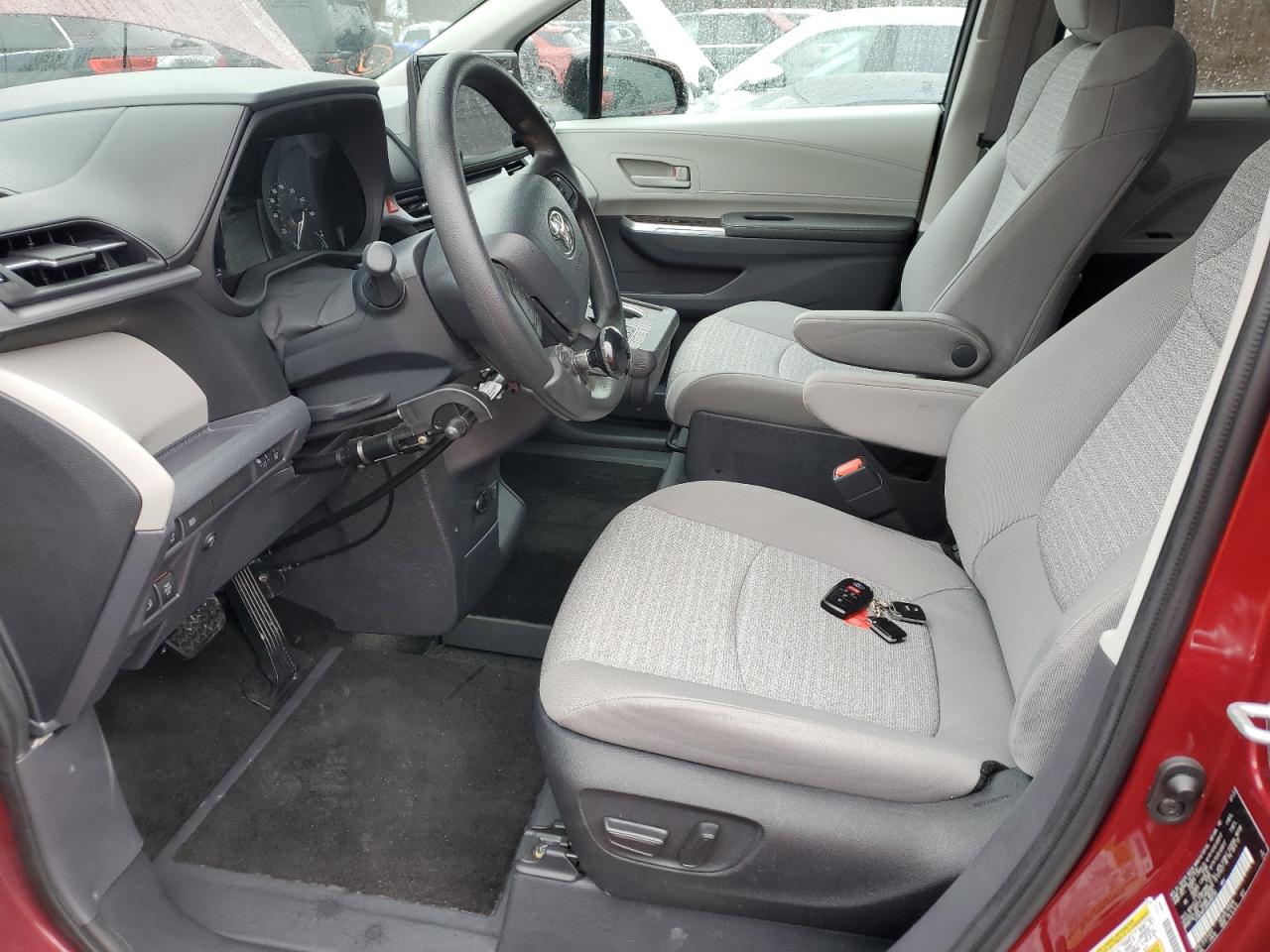 2022 TOYOTA SIENNA LE VIN:5TDKSKFC8NS066705