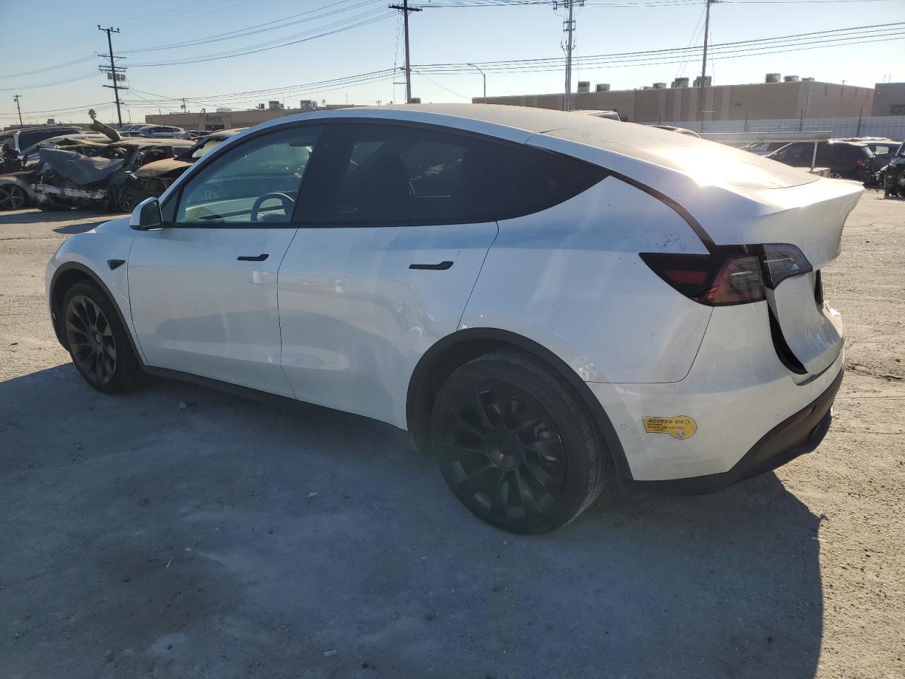 2022 TESLA MODEL Y  VIN:7SAYGDEE4NF487371