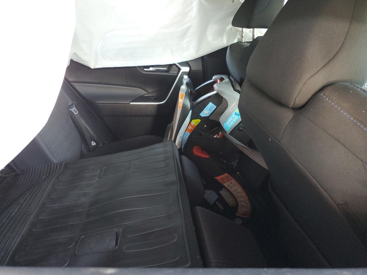 2022 TOYOTA RAV4 SE VIN:4T3T6RFV9NU093932