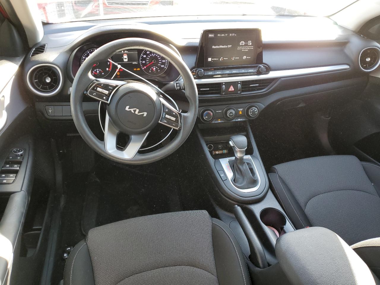 2024 KIA FORTE LX VIN:3KPF24AD1RE780351