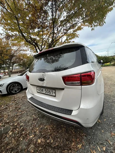 2014 Kia Carnival VIN: