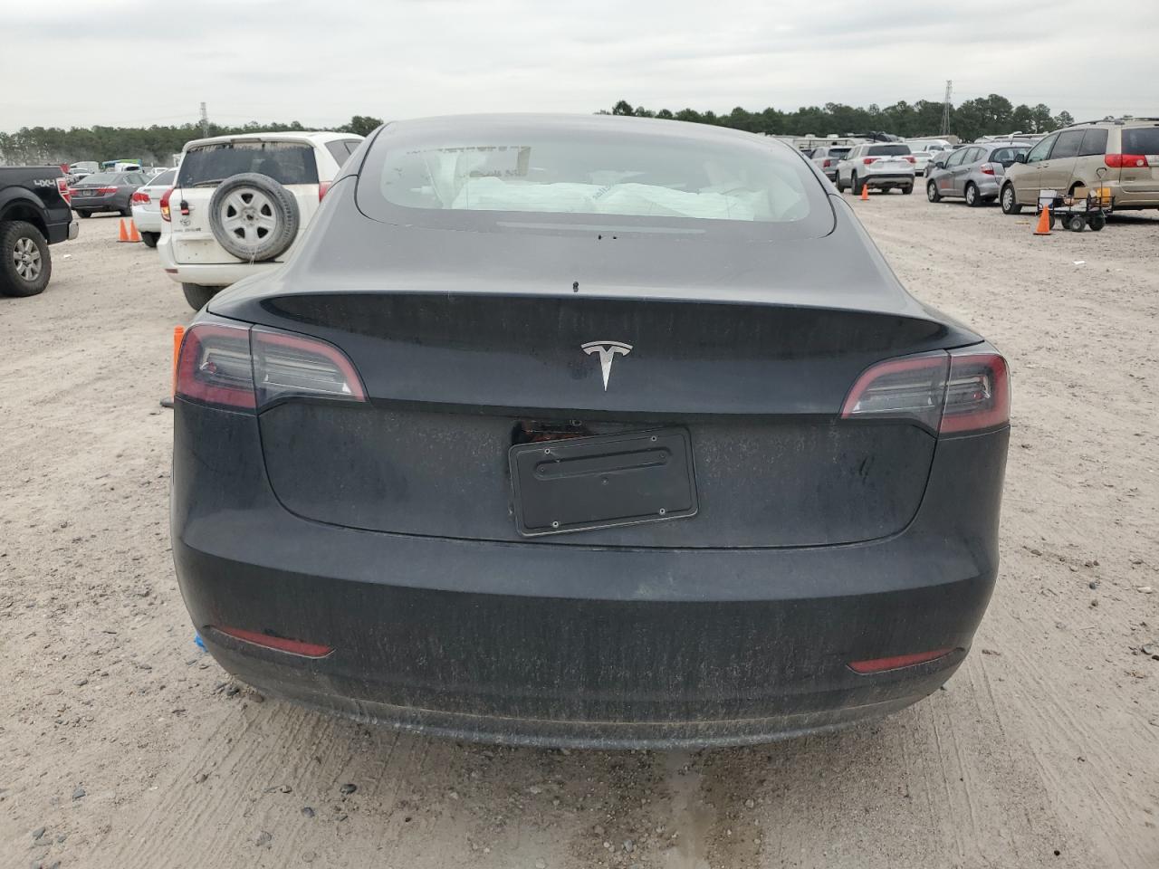 2023 TESLA MODEL 3  VIN:5YJ3E1EA0PF688518