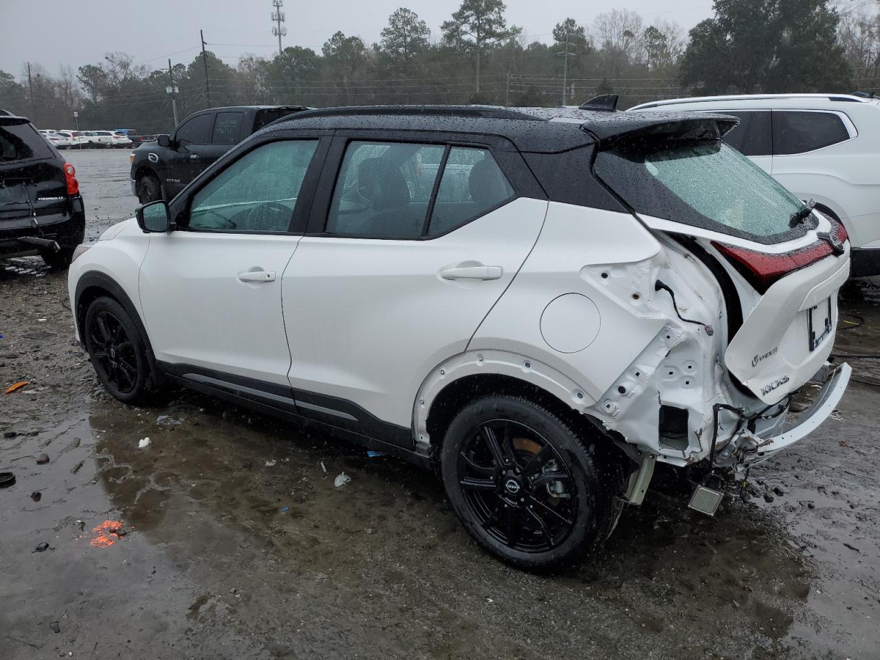 2022 NISSAN KICKS SR VIN:3N1CP5DV1NL501777