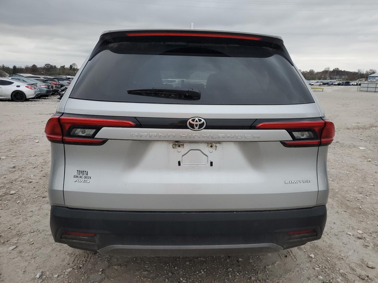 2024 TOYOTA GRAND HIGHLANDER XLE VIN:5TDAAAB59RS031998