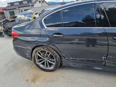 2018 BMW 530 WBAJD3108JB255877 VIN:WBAJD3108JB255877
