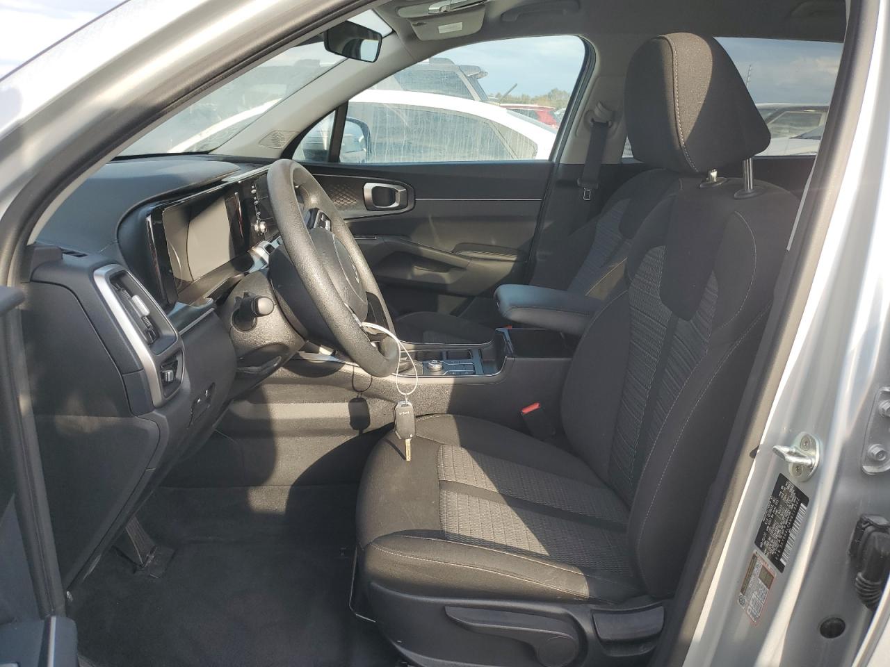 2022 KIA SORENTO LX VIN:5XYRG4LC4NG113502