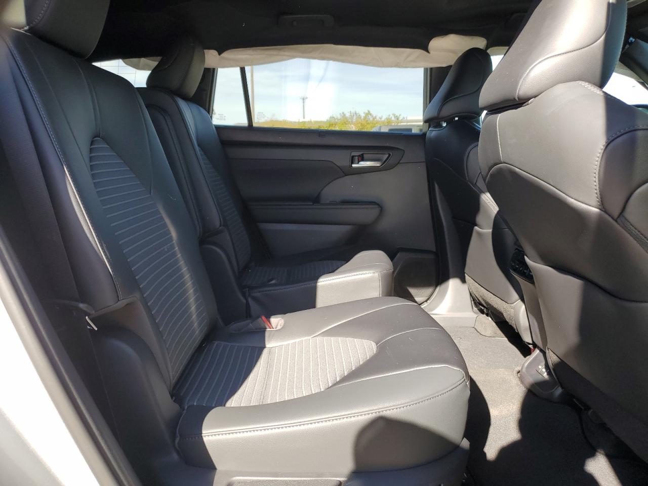 2023 TOYOTA HIGHLANDER L VIN:5TDKDRAHXPS512457