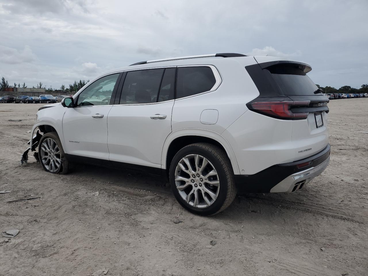 2024 GMC ACADIA DENALI VIN:1GKENLKS0RJ221469