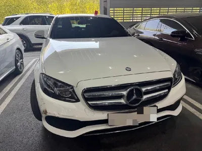 2016 Mercedes-Benz E 220 VIN: