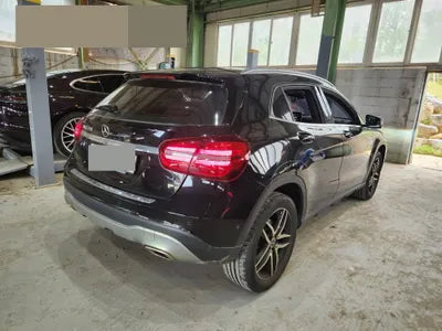 2019 Mercedes-Benz GLA 220 VIN: