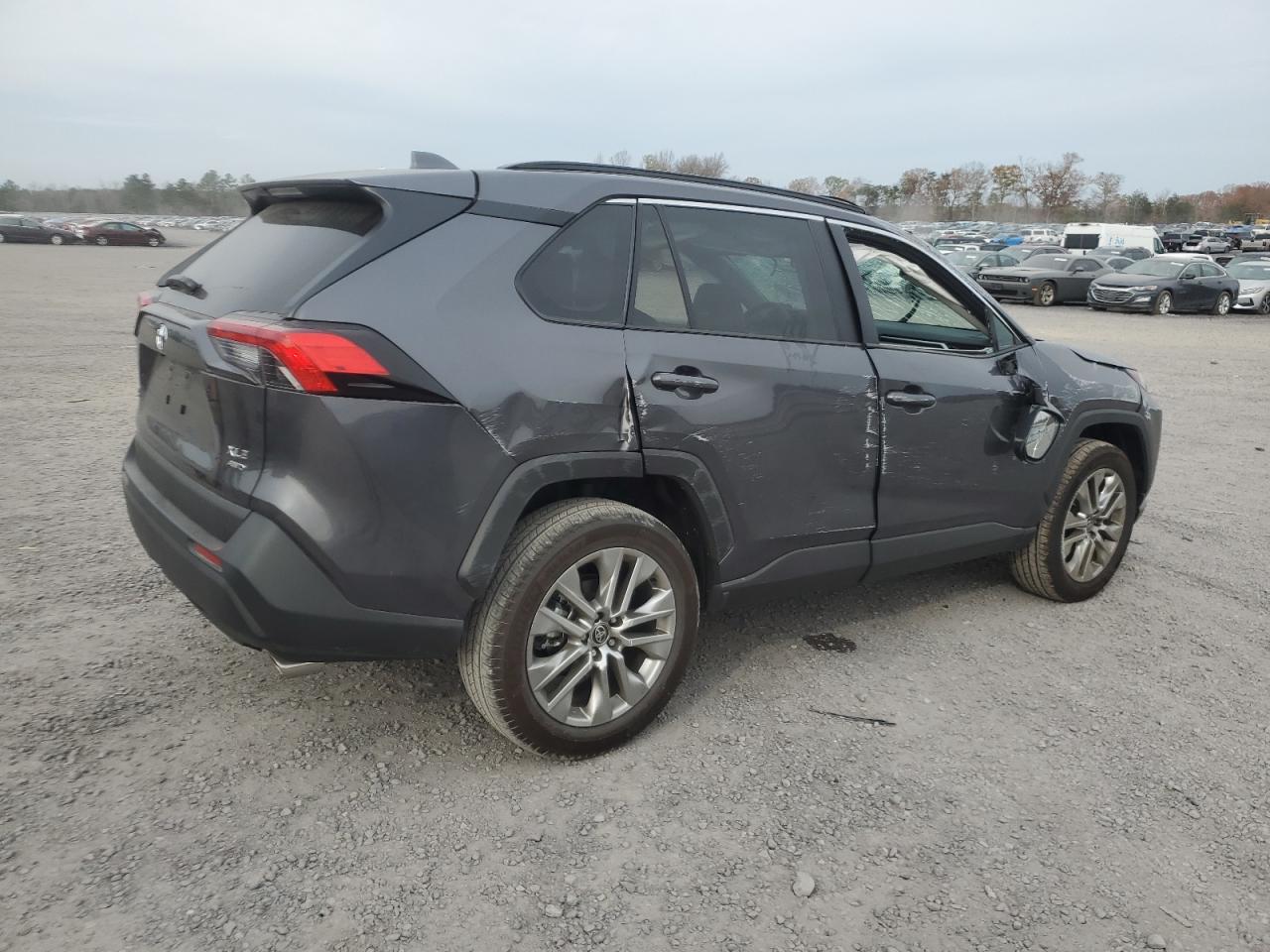 2024 TOYOTA RAV4 XLE PREMIUM VIN:2T3A1RFV9RC458736