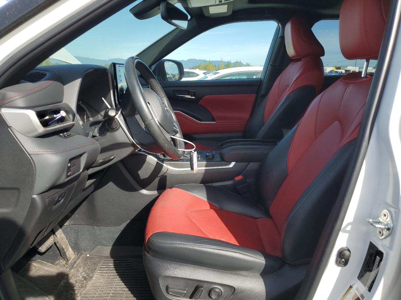 2022 TOYOTA HIGHLANDER XSE VIN:5TDLZRBH0NS199565