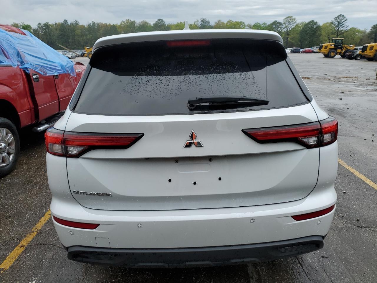 2022 MITSUBISHI OUTLANDER ES VIN:JA4J3TA83NZ053130