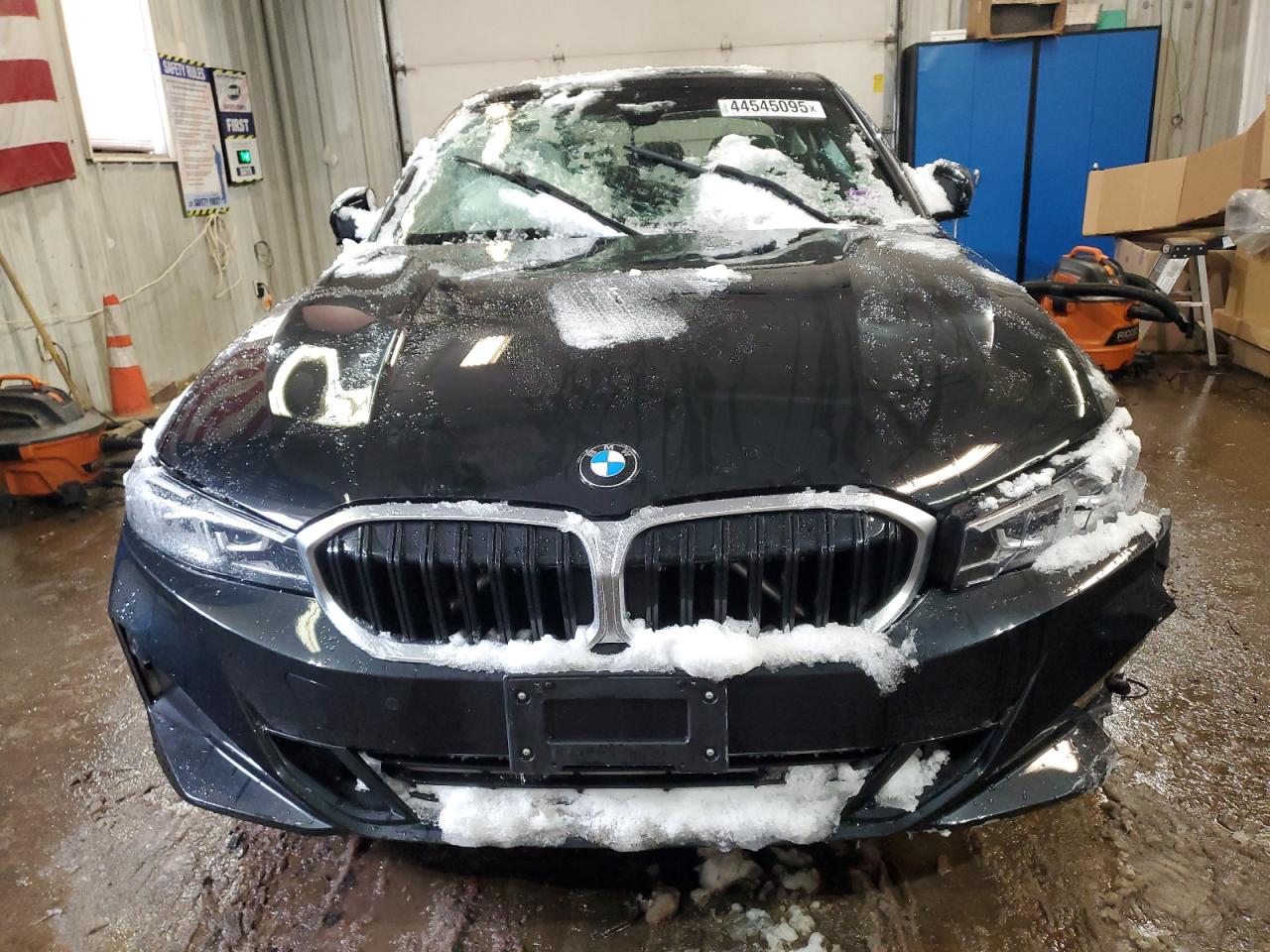 2023 BMW 330XI  VIN:3MW89FF08P8D58270