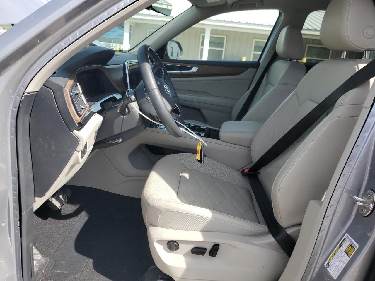 2024 VOLKSWAGEN ATLAS SE VIN:1V2JR2CA7RC558657