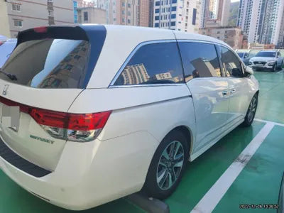 2015 Honda Odyssey 5KBRL5860FB601352 VIN:5KBRL5860FB601352