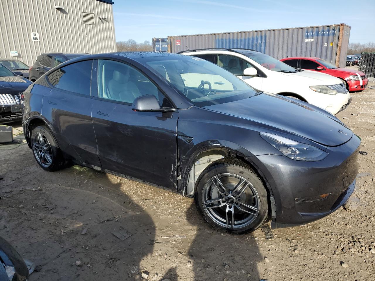 2024 TESLA MODEL Y  VIN:7SAYGDEE4RA281227