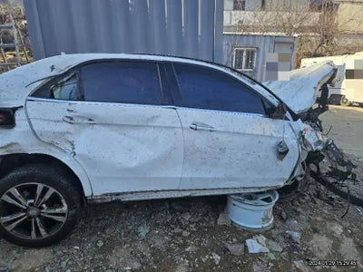 2015 Mercedes-Benz E 220 VIN: