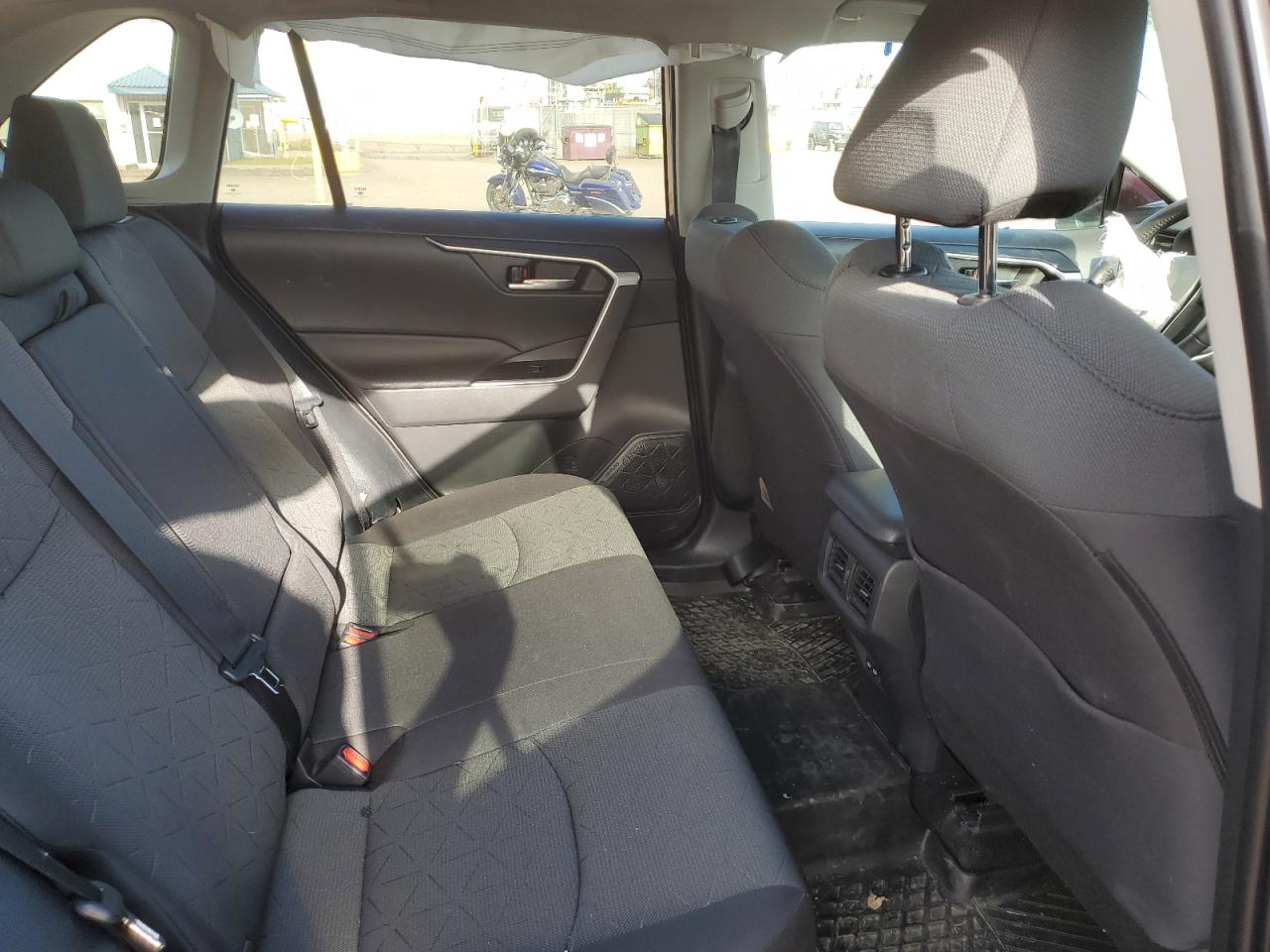 2022 TOYOTA RAV4 XLE VIN:2T3R1RFV1NW288691