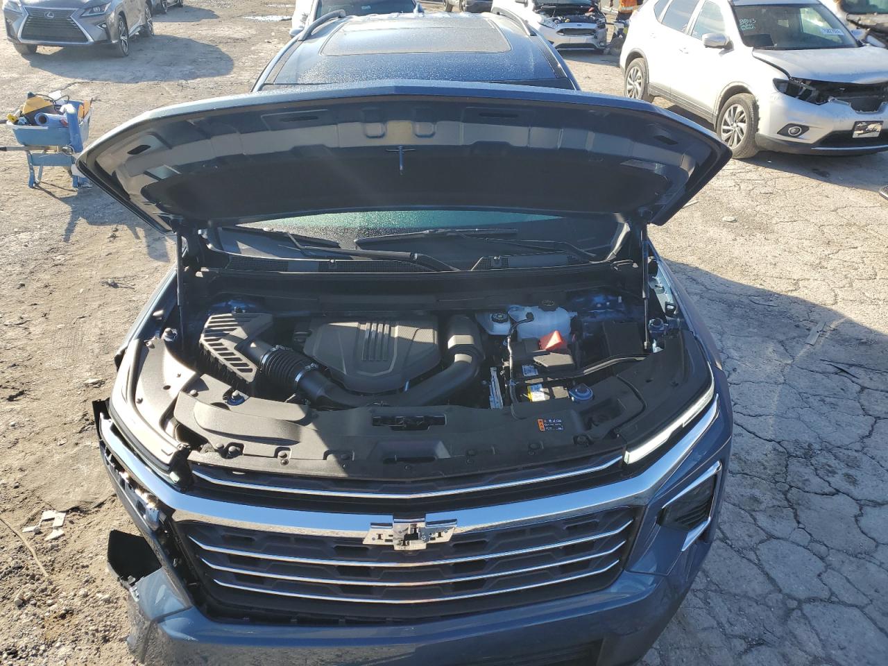 2024 CHEVROLET TRAVERSE LT VIN:1GNERGKSXRJ215726