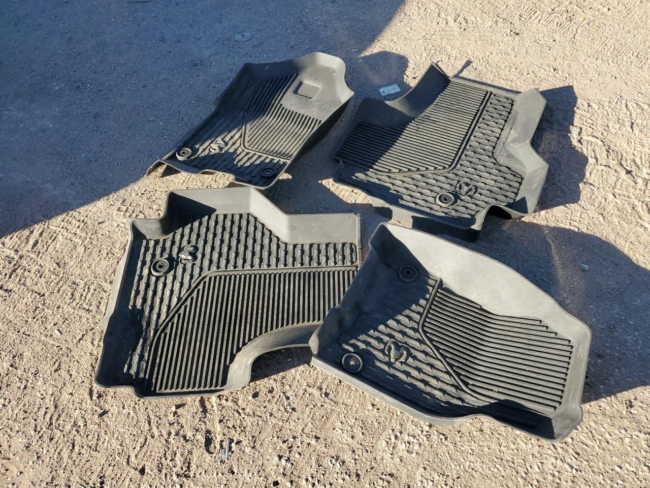 2022 RAM 1500 BIG HORN/LONE STAR VIN:1C6RRFBG9NN395324